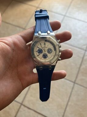 Hublot Men's Chronograph Watch with Blue Strap and Silver Dial